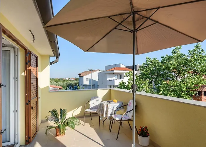 Perusko Apartament Pula