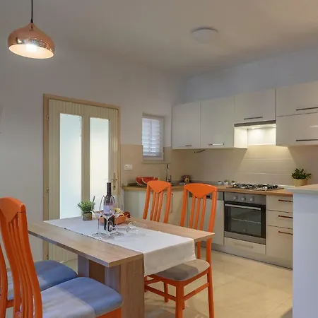 Perusko Apartamento *